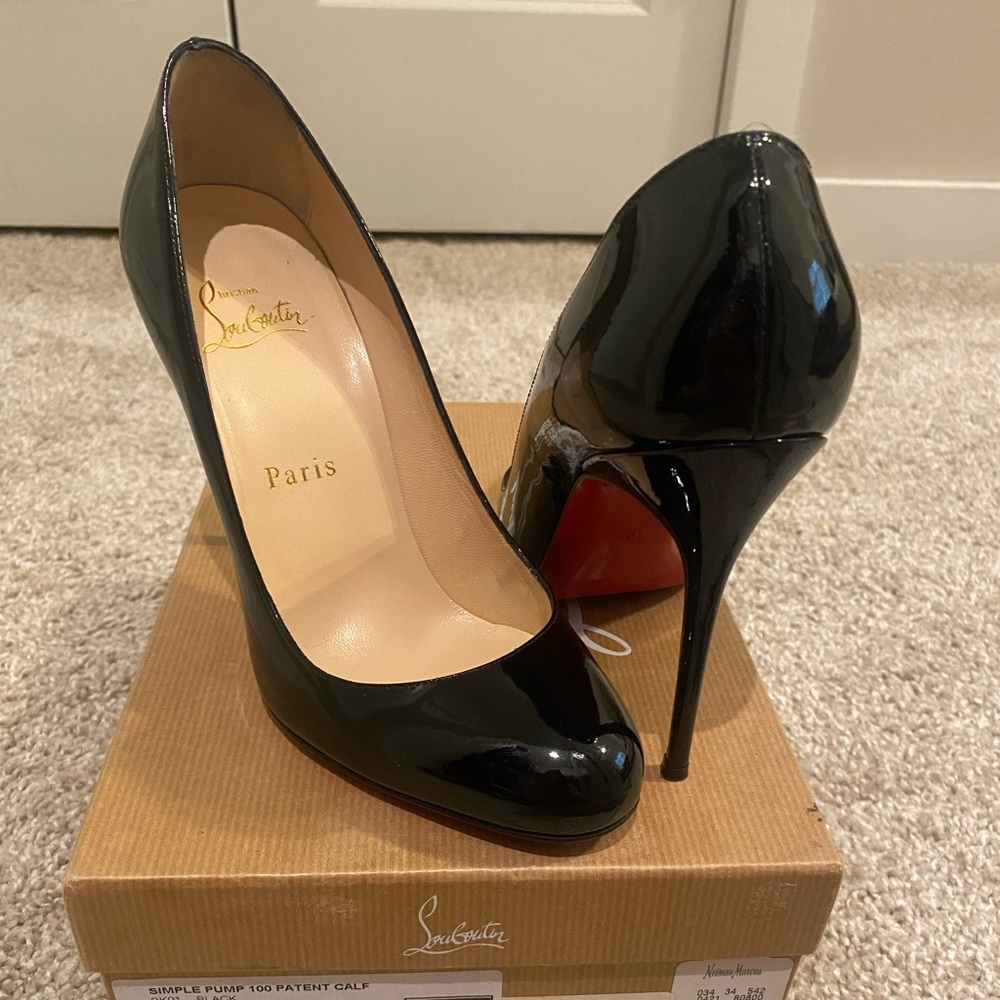 Louboutin Simple Black Patent Pump